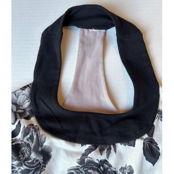 Lululemon Black White Floral Blokette Neck Workout Yoga Pilate Tank Top  Small - Picture 5 of 12